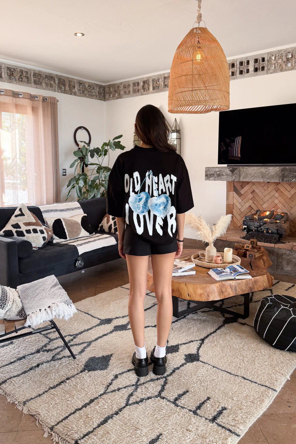 Cold Hearts Tee Black - Image 2