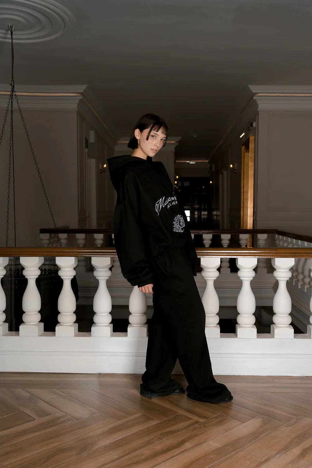 Crown Hoodie Vantablack - Image 5
