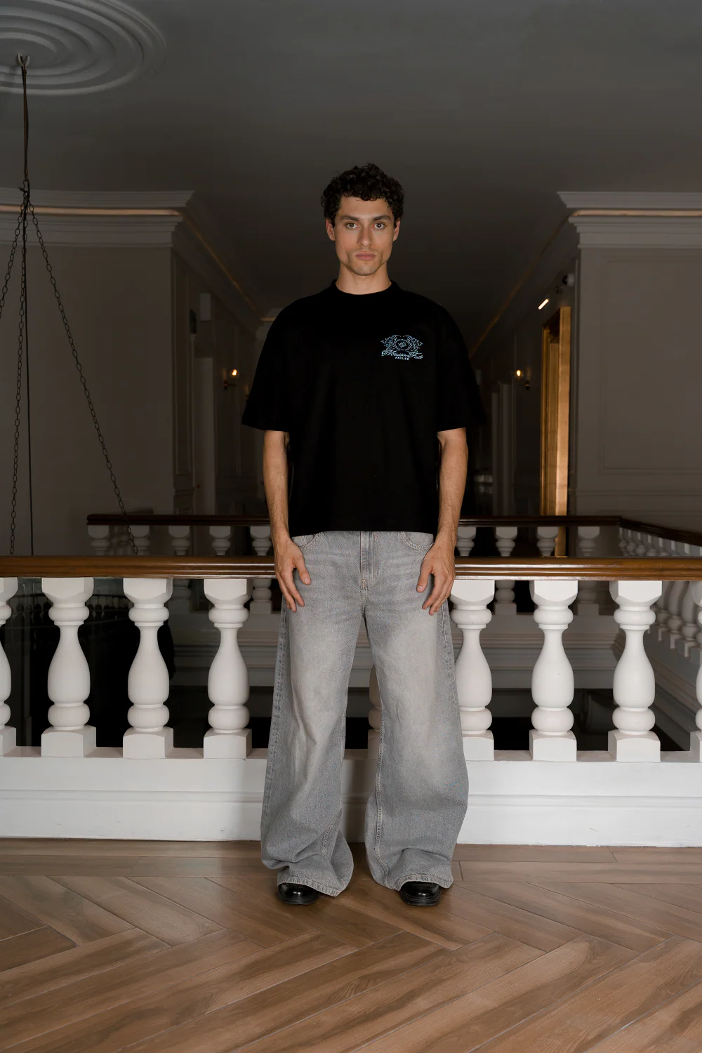 Crown Tee Black - Image 4