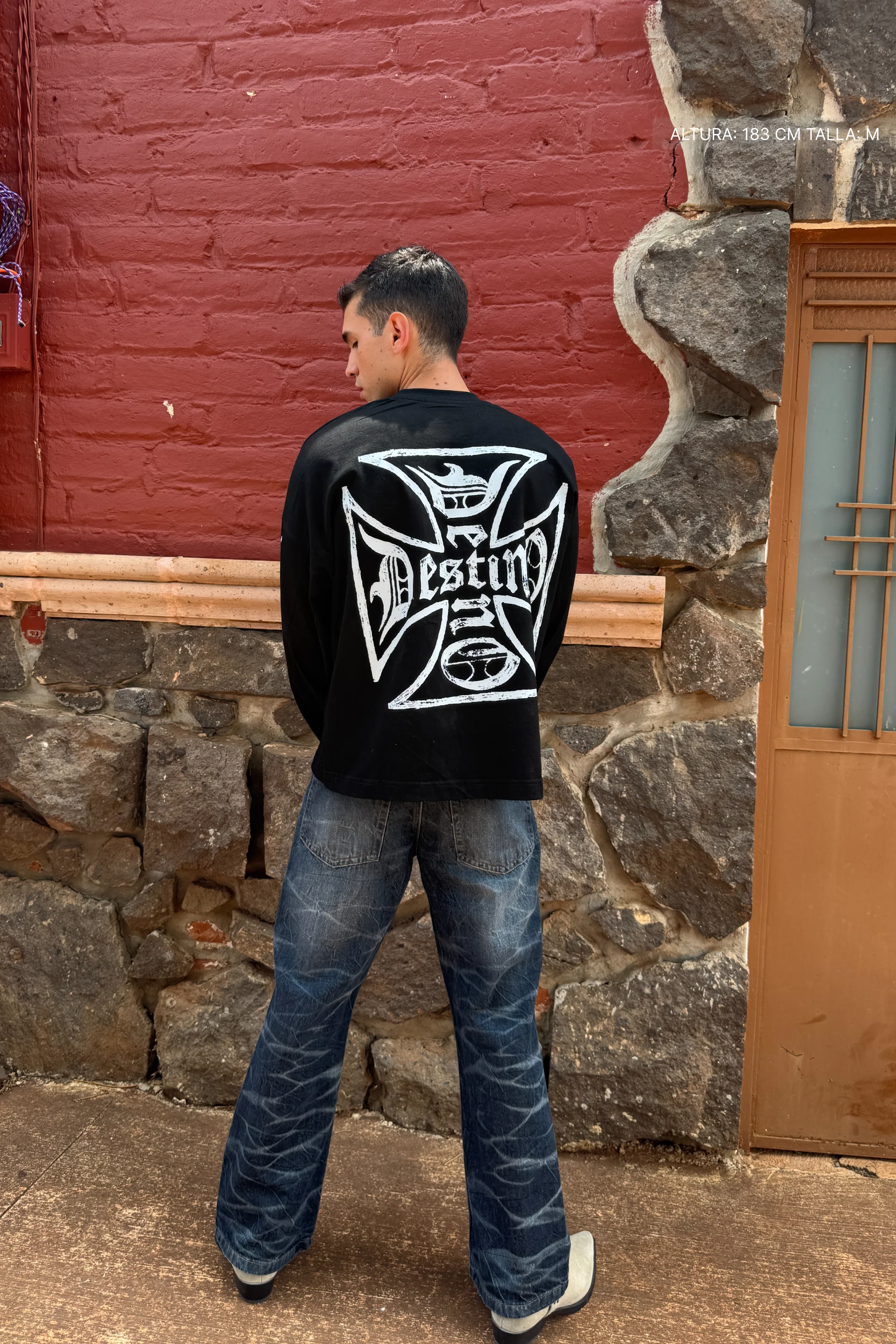 Destino Cross Longsleeve Black - Image 6
