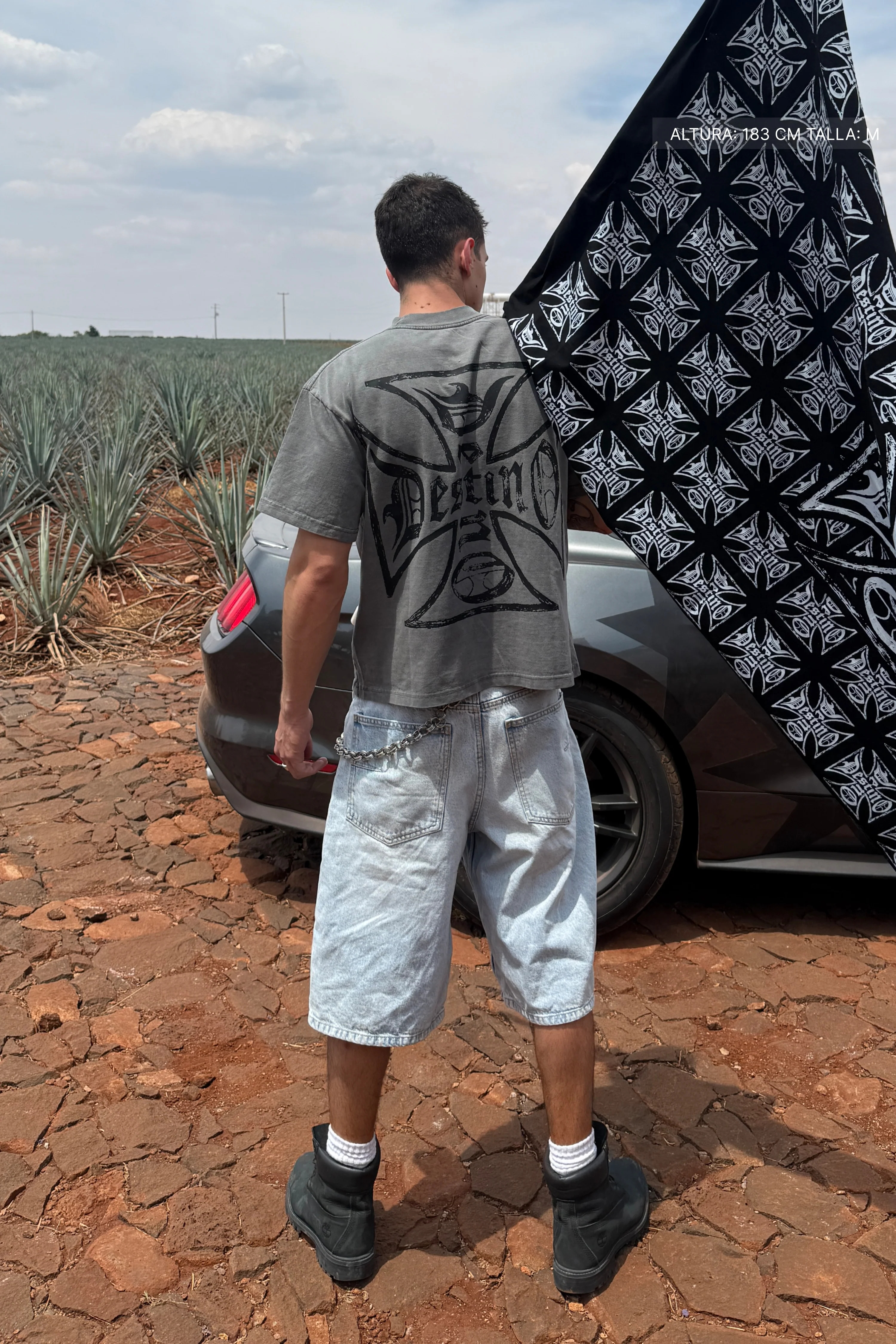 Destino Cross Tee Washed Grey - Image 4