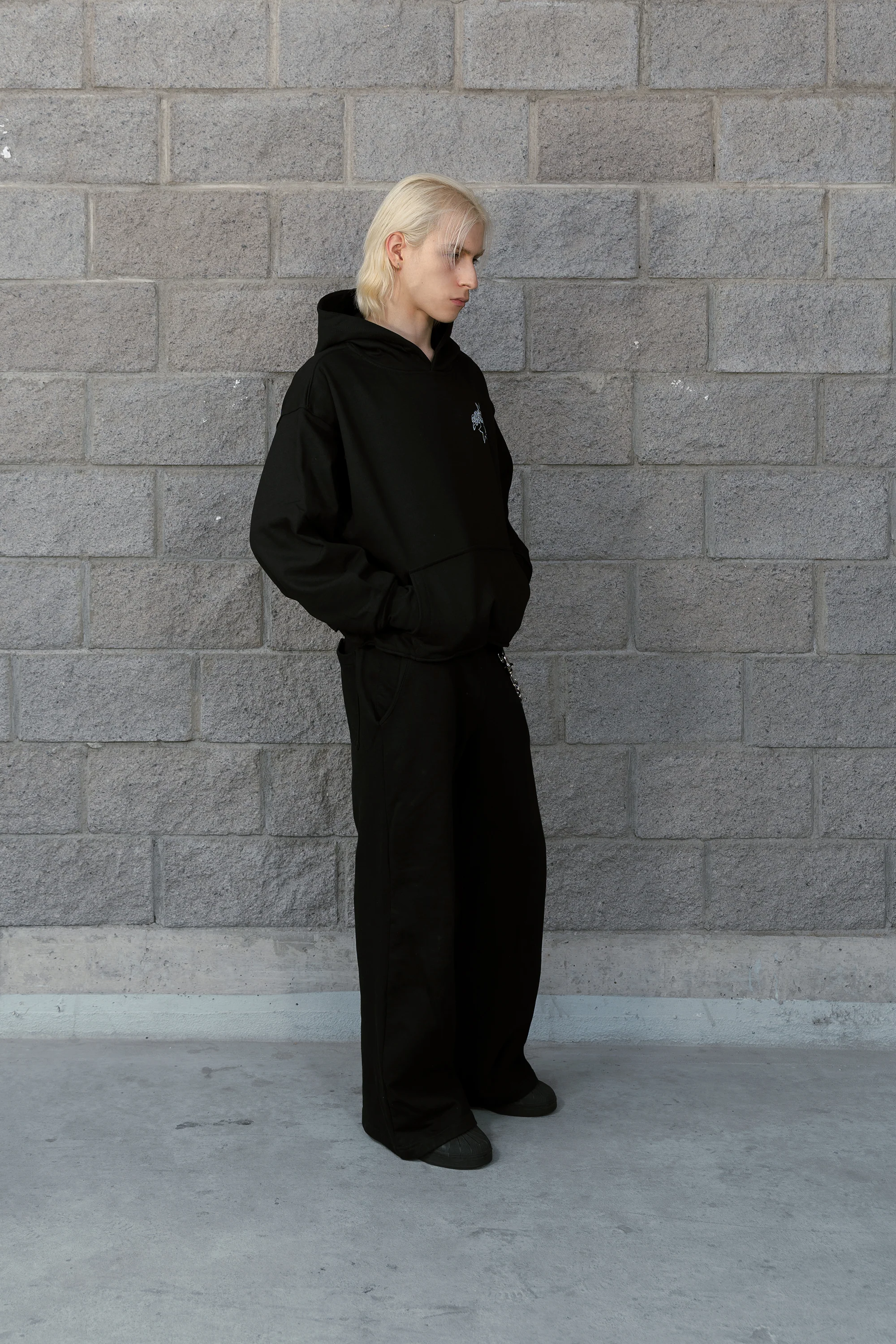 Gothic Sparks Hoodie Vantablack - Image 5
