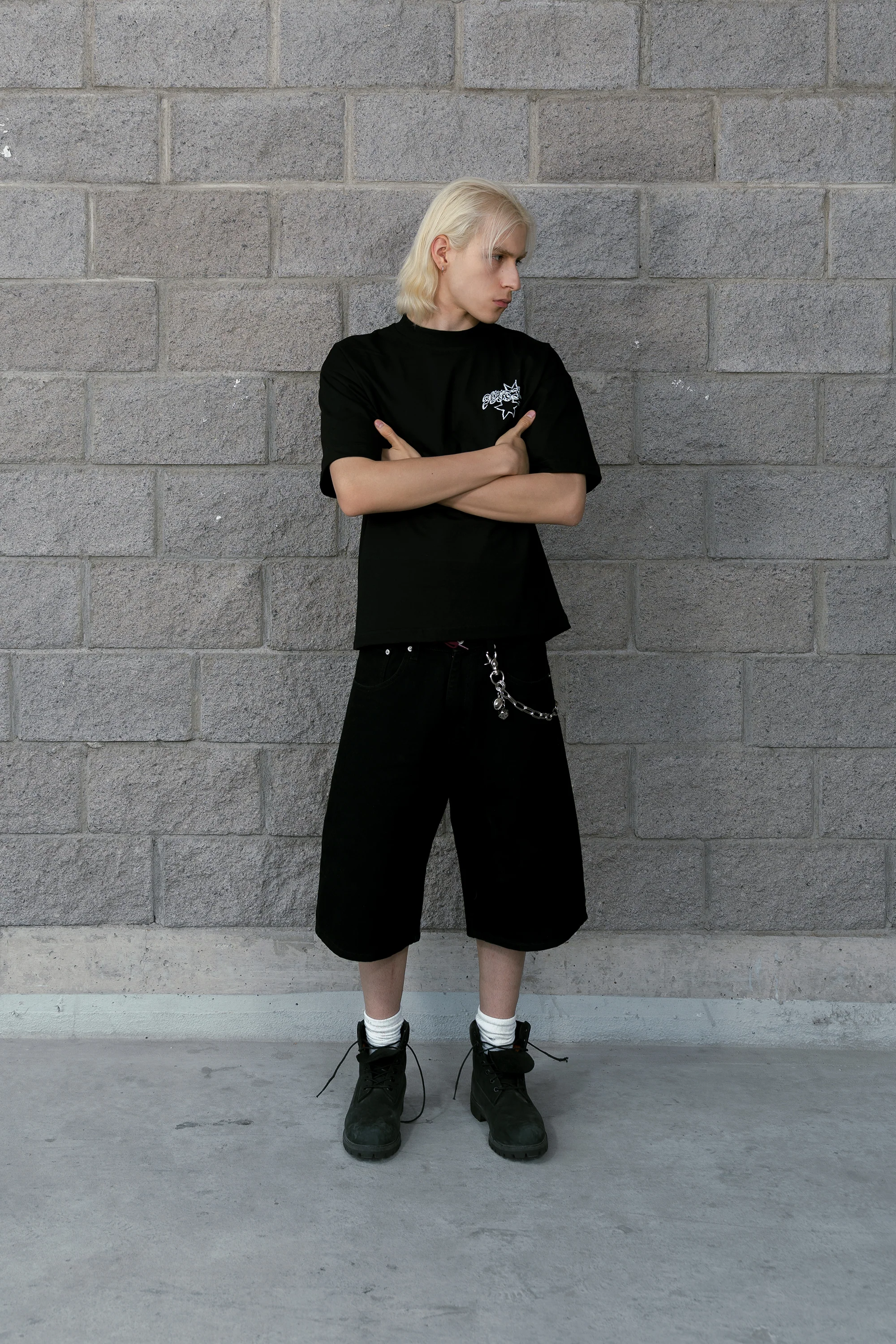 Gothic Sparks Tee Black - Image 4