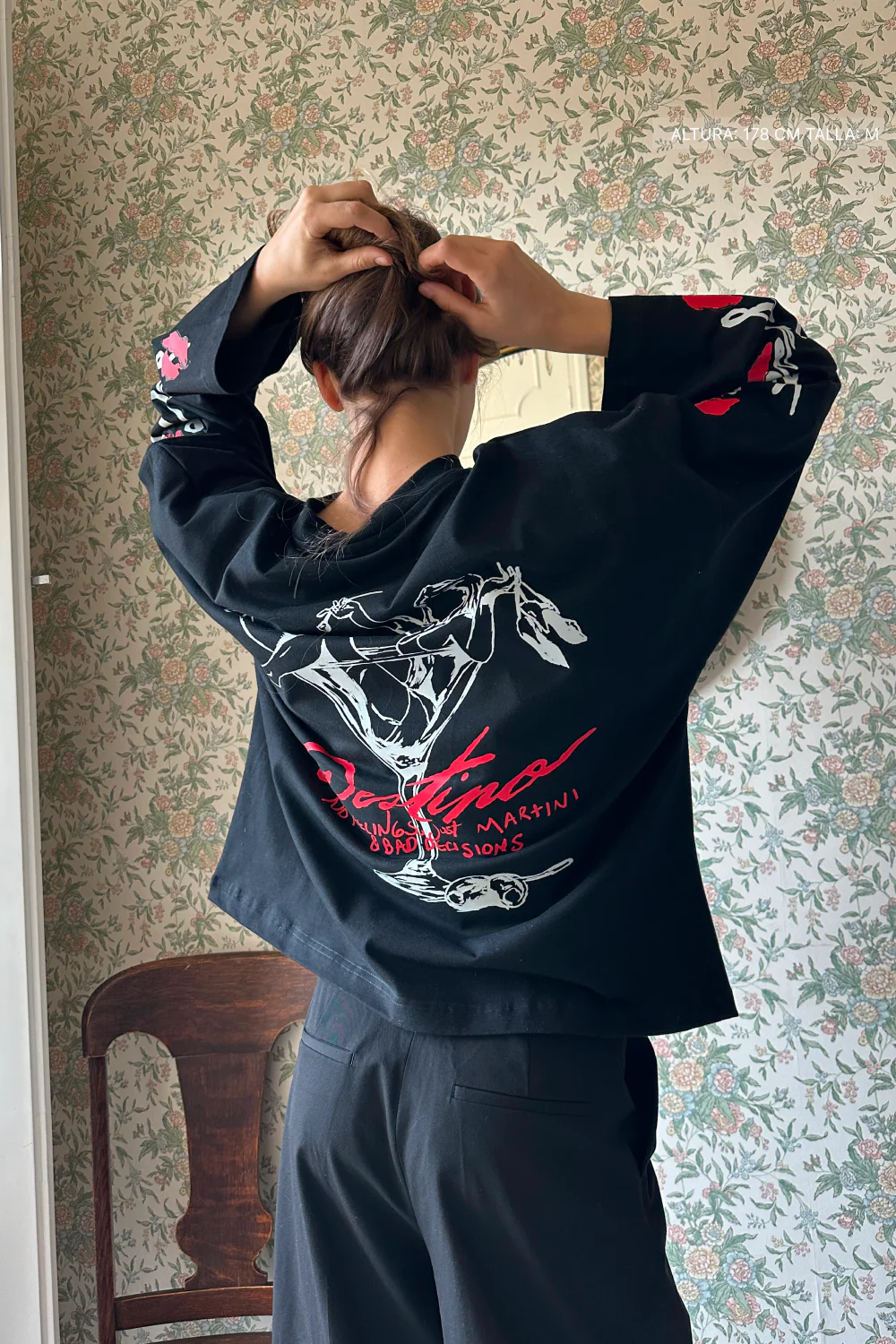Martini & Bad Decisions Longsleeve Black - Image 2