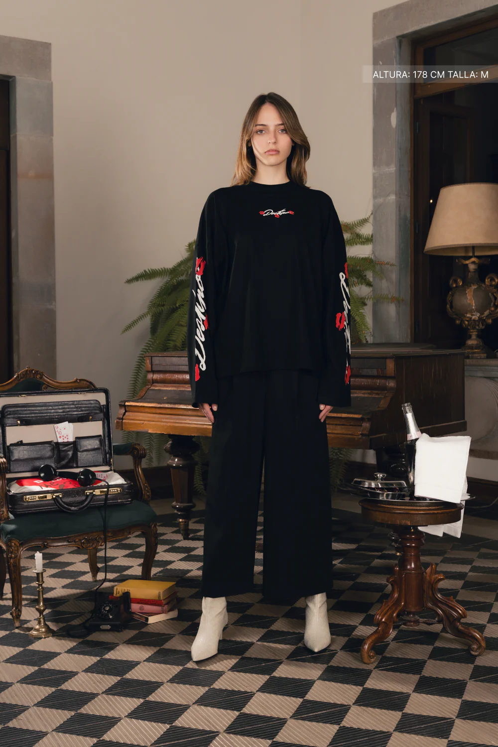 Martini & Bad Decisions Longsleeve Black - Image 5