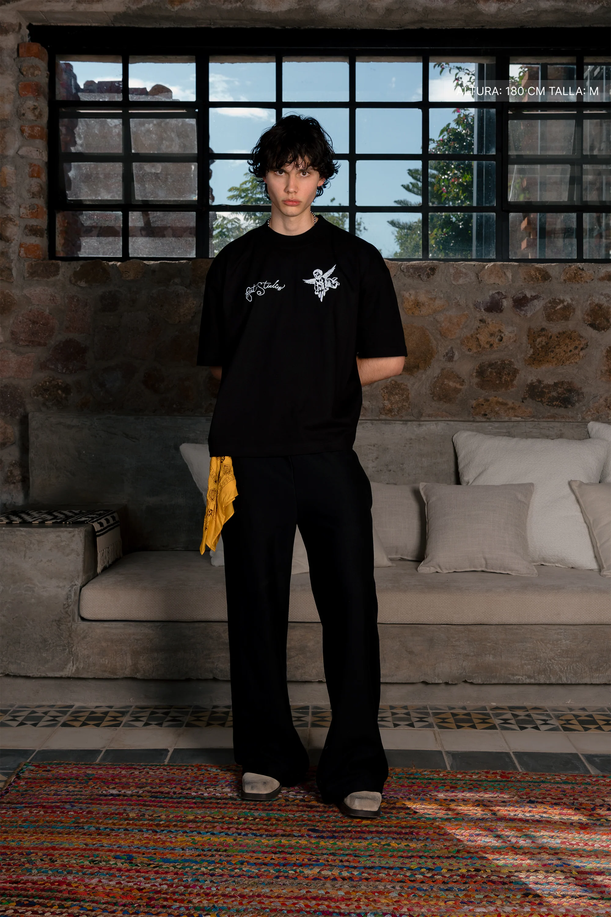 Serafin Tee Black - Image 5