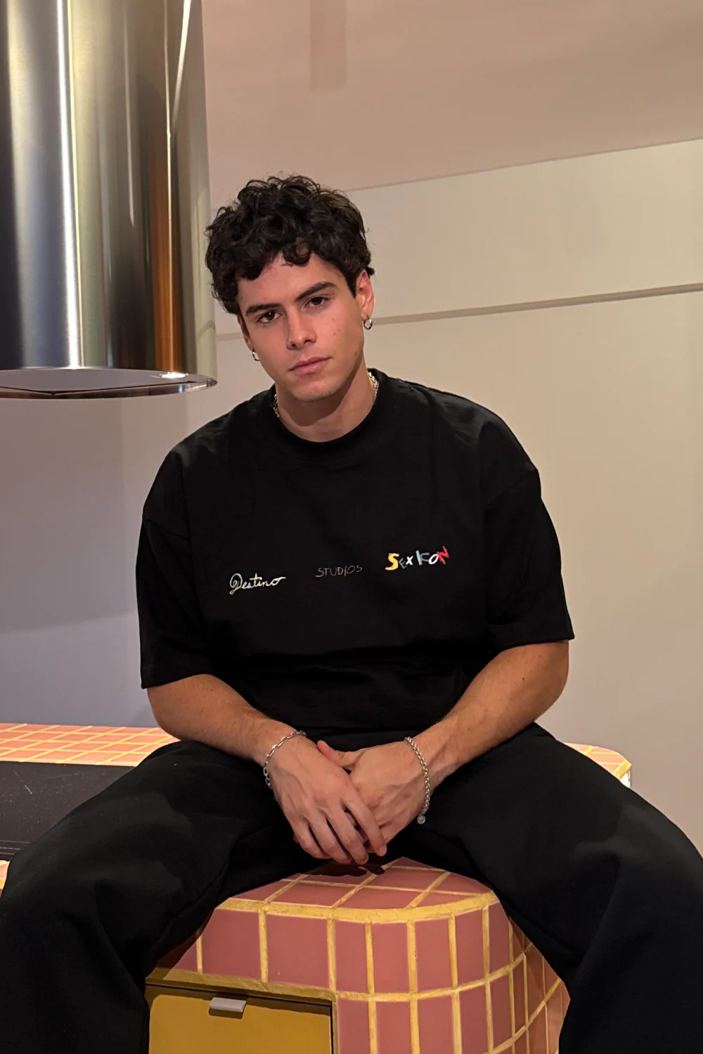 Sex Icon Crayons Tee Black - Image 4
